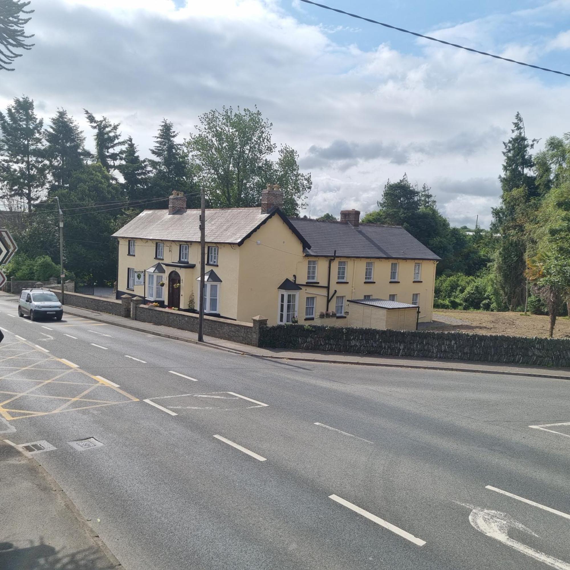 ホテル The Monkey Puzzle バンクロディー エクステリア 写真
